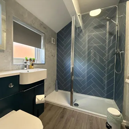 Recently Refurbished Town Centre Flat Apartment Penrith